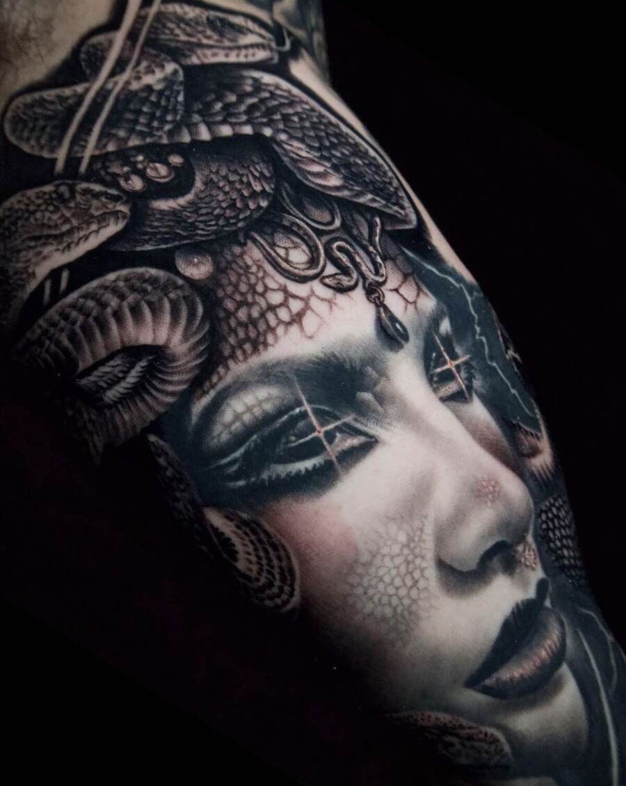 B&G · Medusa